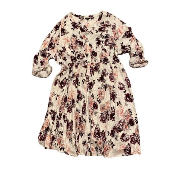 torrid Dresses & Skirts - Torrid Floral Challis Button Front Dress Size 2.
